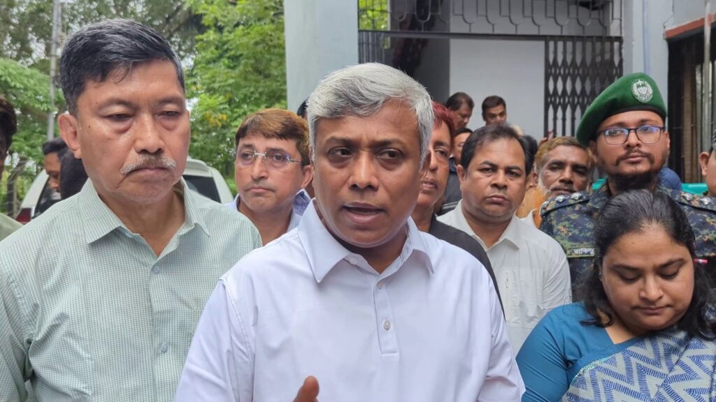 বিকল্প স্থানে আবাসনের ব্যবস্থা করতে পারলেই মিলবে স্থায়ী সমাধান: রাঙামাটিতে বিদ্যুৎ প্রতিমন্ত্রী