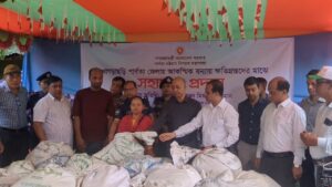 সরকার বন্যাদুর্গত মানুষের পাশে আছে, পুনর্বাসনেও থাকবে সর্বাত্মক সহযোগিতা: পার্বত্য সচিব