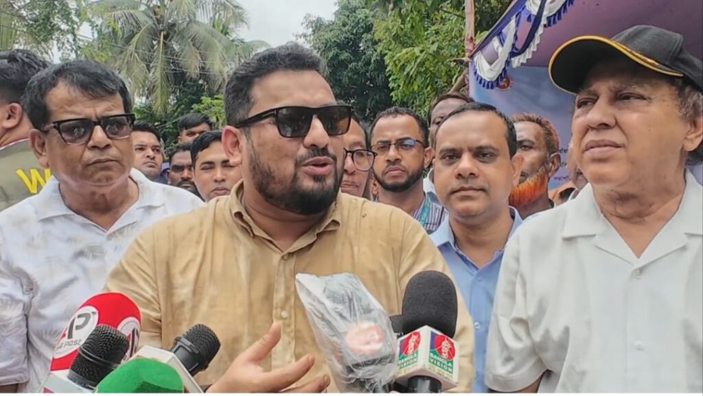 ‘নির্বাচিত সংসদ সদস্যদের সাথে আলোচনা করে দ্রুত সময়ের মধ্যে তিন জেলা পরিষদ পুনঃগঠন করা হবে’