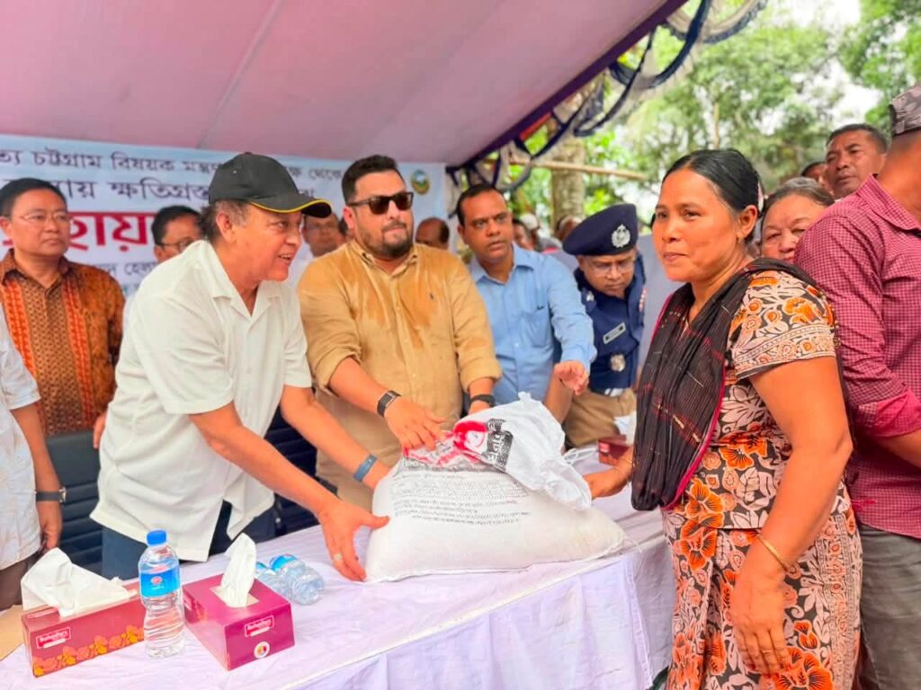 সরকারের আগাম প্রস্তুতিতে সাম্প্রতিক বন্যায় ক্ষয়ক্ষতি কমেছে: প্রতিমন্ত্রী মীর হেলাল