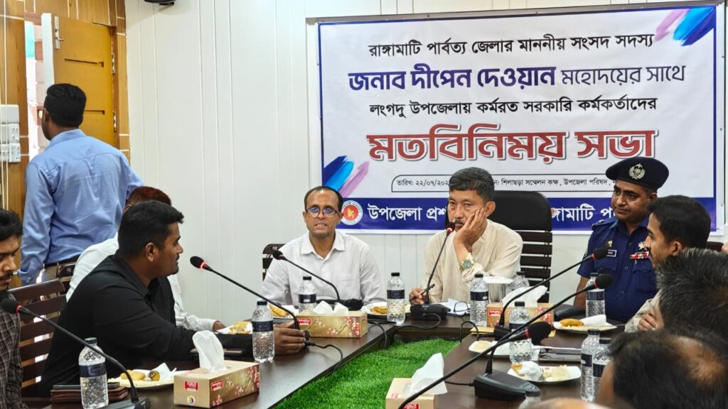 লংগদু-নানিয়ারচর সড়ক দ্রুত বাস্তবায়নের আশ্বাস এমপি দীপেন দেওয়ানের