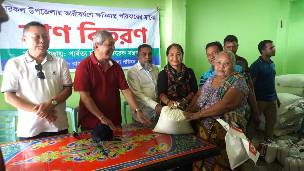 বরকলে বন্যার্তদের মাঝে ত্রাণ বিতরণ, রাগীব-রাবেয়া কলেজের হোস্টেলের ভিত্তিপ্রস্তর স্থাপন