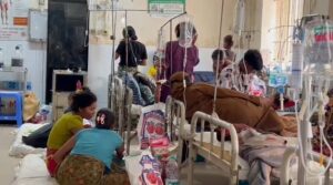 বান্দরবানের দুর্গম পাহাড়ে উদ্বেগজনক হারে ছড়াচ্ছে হাম, ২৪ ঘণ্টায় হাসপাতালে ভর্তি অর্ধশতাধিক