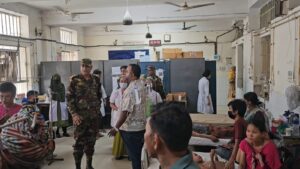 সদর হাসপাতাল পরিদর্শন, হাম আক্রান্ত রোগীদের পাশে সেনাবাহিনীর বান্দরবান জোন