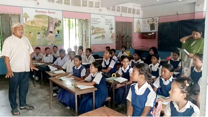 সু-শিক্ষার আলো ছড়াচ্ছে বাঙ্গালহালিয়া সরকারি প্রাথমিক বিদ্যালয়
