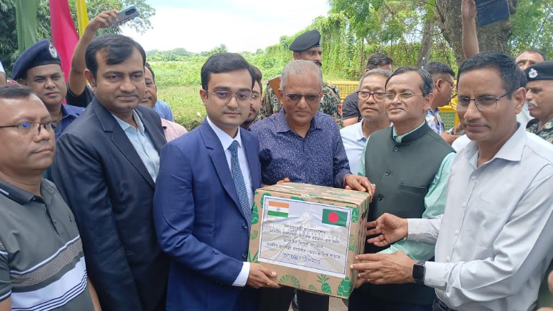 তারেক রহমানের জন্য ত্রিপুরার মুখ্যমন্ত্রীর উপহার ৭৮০ কেজি কিউ আনারস