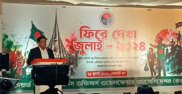 সশস্ত্র বাহিনীকে দলীয় ‌‘হাতিয়ার’ হতে দেওয়া হবে না: প্রতিরক্ষা উপদেষ্টা