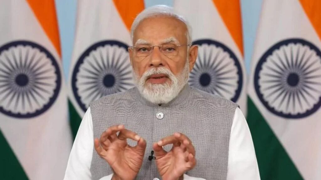 প্রশ্নফাঁসে আরও কঠোর ব্যবস্থা আসছে: গভীর রাতে বার্তা দিলেন মোদি