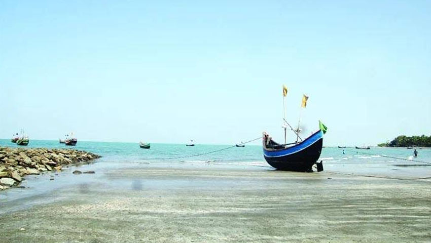 সেন্টমার্টিনে ভেসে এল অজ্ঞাত নারীর মরদেহ