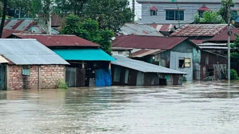উজানের ভারী বৃষ্টি ও পাহাড়ি ঢলে তিন বিভাগে বন্যার শঙ্কা