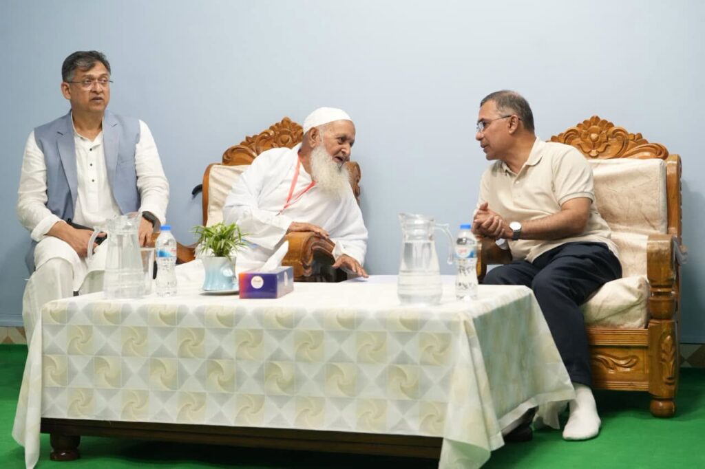 পাহাড়ে মিশনারিগুলোর ‘ষড়যন্ত্র ও অপতৎপরতা’ বন্ধের দাবি হেফাজত আমীরের