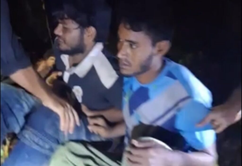 টেকনাফে র‌্যাবের অভিযানে অপহৃত ৩ রোহিঙ্গা উদ্ধার, আটক ১