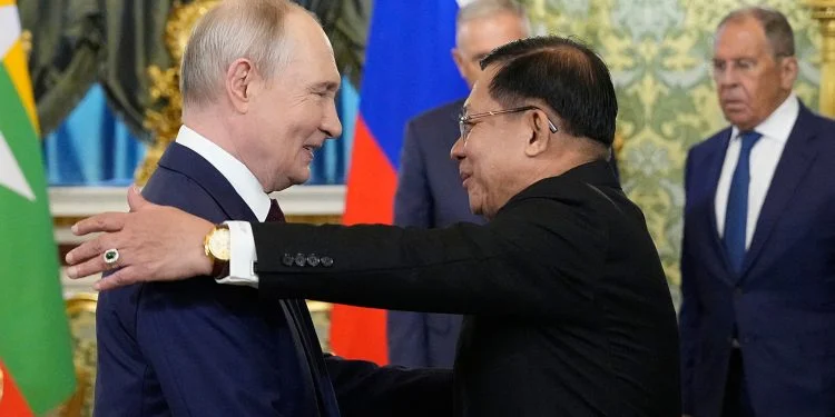 দক্ষিণ-পূর্ব এশিয়ায় রাশিয়ার স্বার্থ রক্ষায় প্রস্তুত মিয়ানমার: মিন অং হ্লাইং