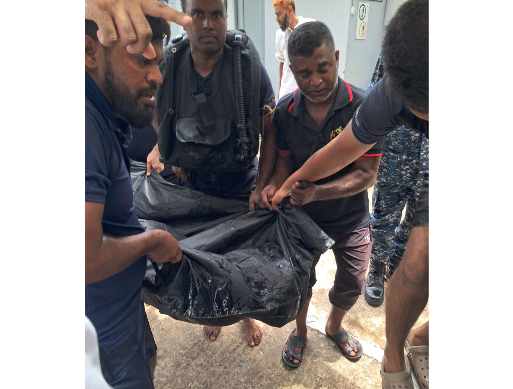কাপ্তাই লেকে স্পিডবোট দুর্ঘটনা: নিখোঁজ নৌবাহিনী অফিসারের মরদেহ উদ্ধার