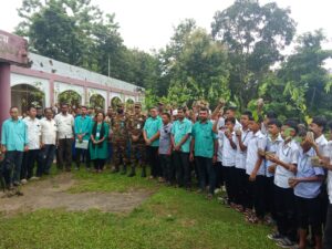 গুইমারার সিন্দুকছড়িতে সেনাবাহিনীর উদ্যোগে বৃক্ষরোপণ ও ৬ শতাধিক চারা বিতরণ