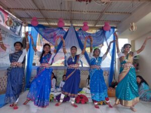 বৃষ্টির সুরে চন্দ্রঘোনায় বর্ষা বরণ, নৃত্য-গান-আবৃত্তিতে মুখর সাংস্কৃতিক অঙ্গন
