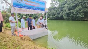 বান্দরবানে জাতীয় মৎস্য সপ্তাহের উদ্বোধন, পুরস্কৃত ৫ মৎস্যচাষি