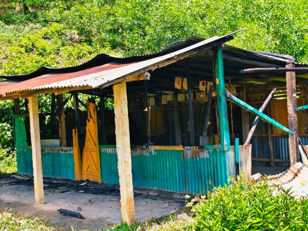 লামায় পাড়াকেন্দ্রে আগুন, বসতবাড়িতে হামলা-ভাঙচুরের অভিযোগ