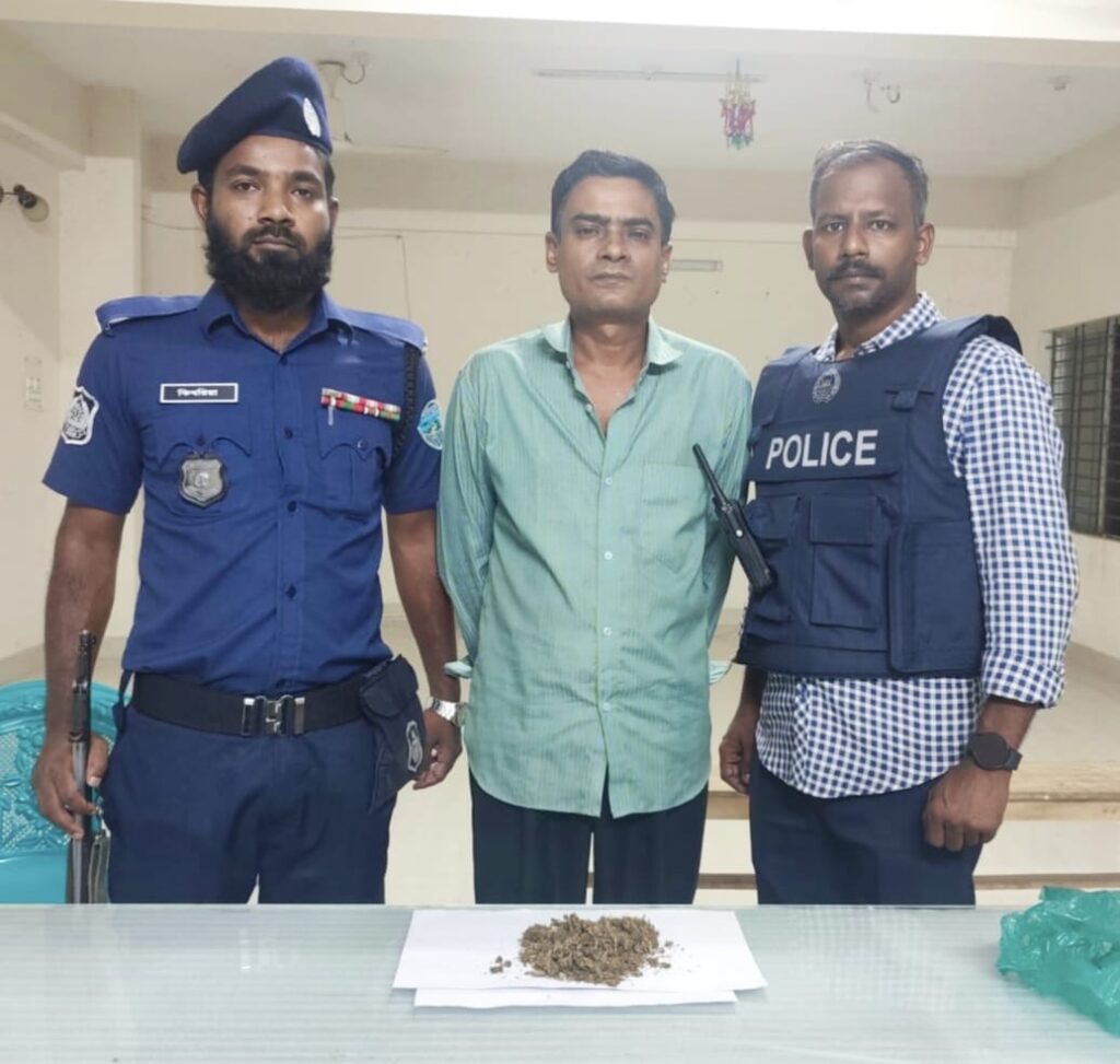 রাঙামাটির বাঘাইছড়িতে গাঁজাসহ স্বর্ণ ব্যবসায়ী আটক