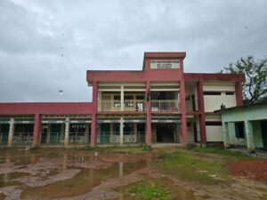 দেড় যুগেও নেই মুসলিম শিক্ষক, ধর্মীয় শিক্ষা থেকে বঞ্চিত লামার তিন বিদ্যালয়ের শিক্ষার্থীরা