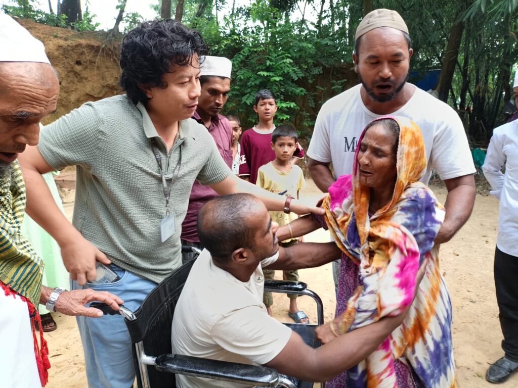 ছয় আঙুলের ছাপ ফিরিয়ে দিল ২৫ বছর পর হারিয়ে যাওয়া ফরিদকে