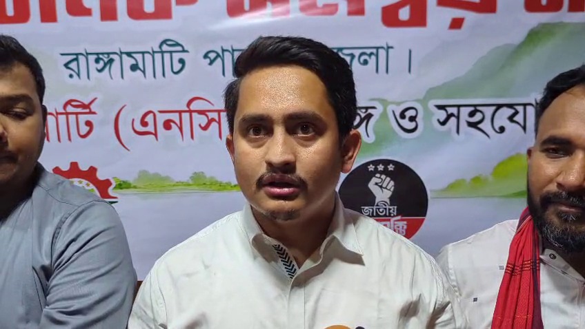 শেখ হাসিনার কবরও দেশের মাটিতে হবে না: সারজিস আলম