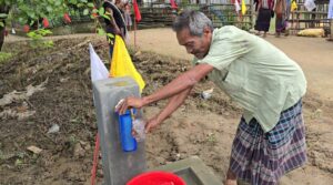 দুর্গম পাহাড়ে সৌরবিদ্যুতের আলো, মিলছে বিশুদ্ধ পানি; কমেছে নারীদের দুর্ভোগ