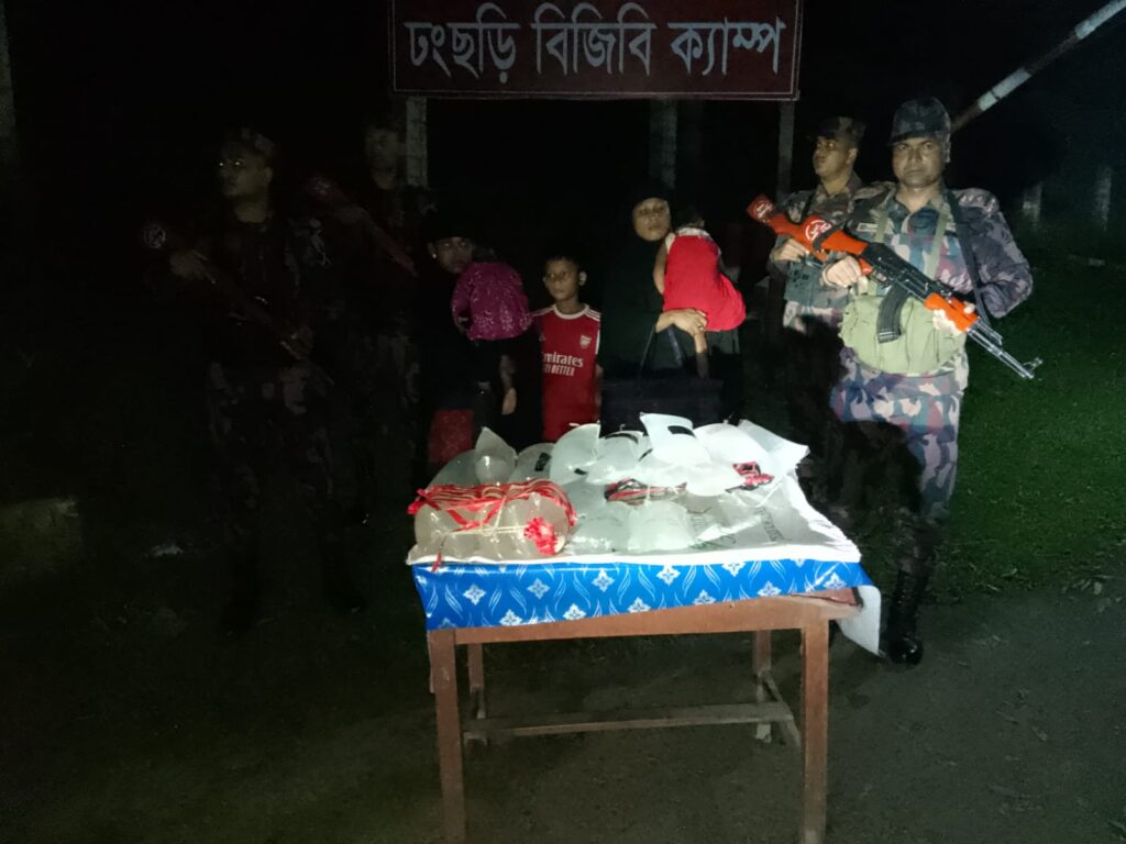 রাইখালী-বাঙ্গালহালিয়ায় ৩৫ লিটার চোলাইমদ উদ্ধার, আটক ৬
