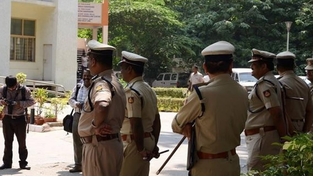 ভারতের বেঙ্গালুরুতে বাংলাদেশি সন্দেহে কয়েকশ’ শ্রমিক আটক