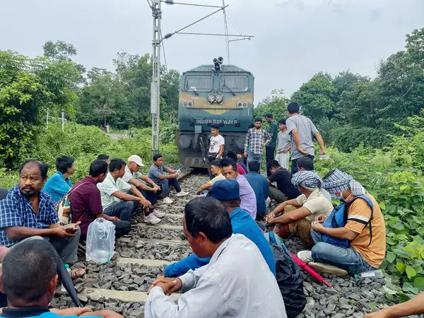ত্রিপুরায় ১৩ আগস্ট থেকে অনির্দিষ্টকালের অবরোধের ঘোষণা বিদ্রোহীদের