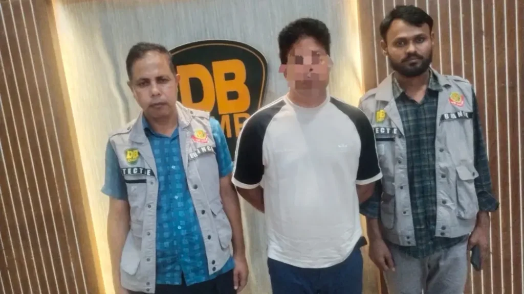 য়ানমারের নাগরিক পরিচয়ে পালাচ্ছিলেন সন্ত্রাসী বড় সাজ্জাদের সহযোগী- বিমানবন্দরে আটক