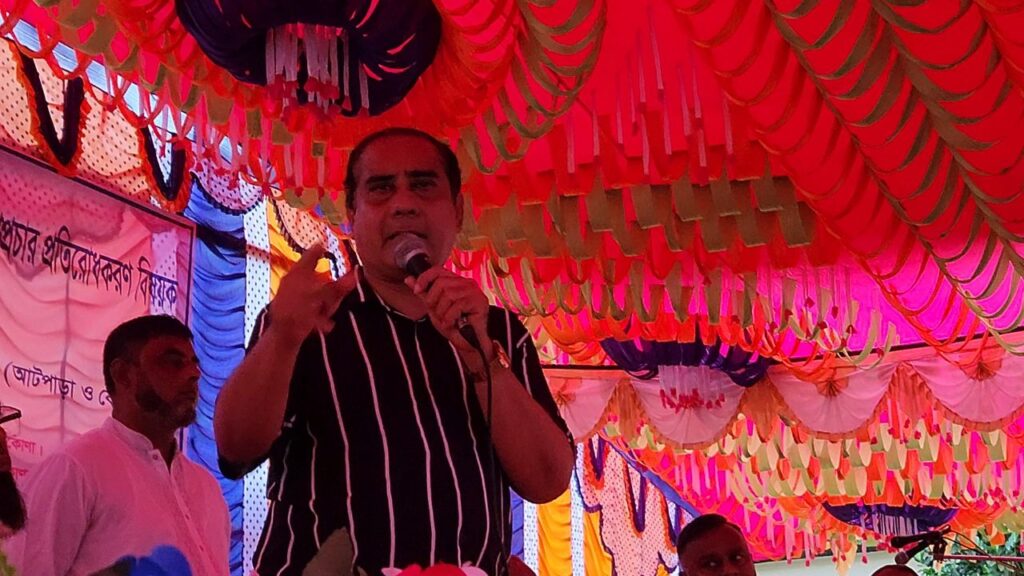 ভারত-নিয়ন্ত্রিত সীমান্ত এলাকায় ফেনসিডিল কারখানা স্থাপন করা হচ্ছে: এমপি হিলালী