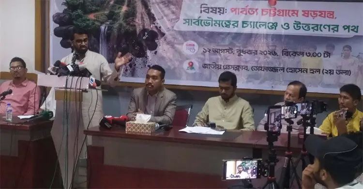 যে কোনো সংকটময় মুহূর্তে সেনাবাহিনী সবসময় দেশের পাশে দাঁড়িয়েছে: রাশেদ খাঁন