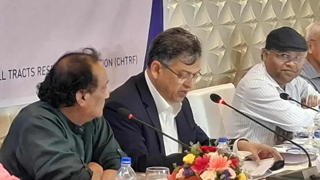 বিভ্রান্তিকর প্রশ্নের পেছনে না ছুটে আমরা সবাই বাংলাদেশের অধিবাসী হব, আদিবাসী কেউ হব না: স্বরাষ্ট্রমন্ত্রী