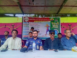 বাঙ্গালহালিয়ায় জমজমাট আয়োজনে আরাফাত রহমান কোকো স্মৃতি ফুটবল টুর্নামেন্টের উদ্বোধন