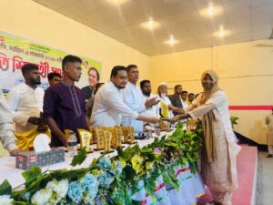 রামগড়ে এসএসসি ও সমমানের পরীক্ষায় উত্তীর্ণ ২৪৫ শিক্ষার্থীকে ছাত্রদলের সংবর্ধনা