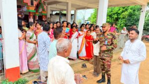 মহালছড়িতে জন্মাষ্টমীর মঙ্গল শোভাযাত্রা, সম্প্রীতি রক্ষায় সেনাবাহিনীর সহযোগিতা