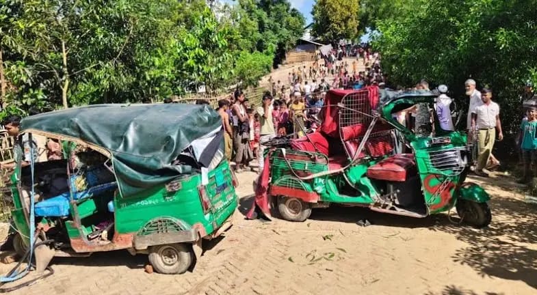 উখিয়ায় দুই সিএনজির মুখোমুখি সংঘর্ষে রোহিঙ্গা নিহত, আহত ৯
