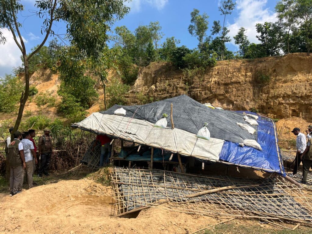 উখিয়ায় বনভূমি দখলের বিরুদ্ধে অভিযান, ৩০ একর জমি জবরদখলমুক্ত