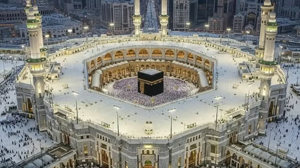 পবিত্র মক্কায় হামলার বিরল সতর্কতা জারি সৌদির