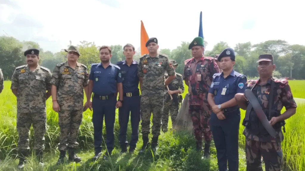 সীমান্তে আটক দুই পুলিশ সদস্যকে ১৫ ঘণ্টা পর ফেরত দিল বিএসএফ
