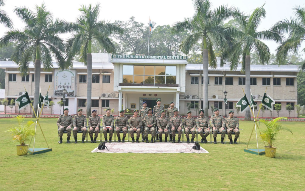 রামগড় সেনানিবাসে প্রশিক্ষণ পরিদর্শন করলেন ভারতীয় ইস্টার্ন কমান্ডের প্রধান