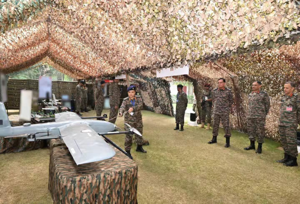 খার্গা কোর পরিদর্শনে ভারতের সেনাপ্রধান, প্রযুক্তিনির্ভর সক্ষমতা উন্নয়নে গুরুত্ব