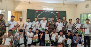 আত্মকর্মসংস্থান সৃষ্টির উদ্যোগ: রুমায় সেনাবাহিনীর উদ্যোগে মোবাইল ফোন মেরামত প্রশিক্ষণ সম্পন্ন