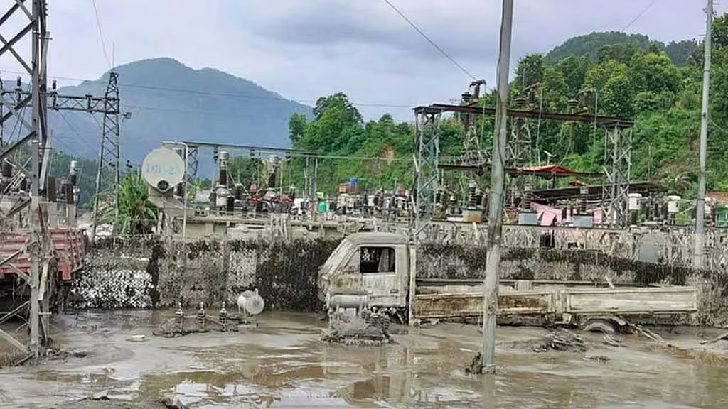 নেপালের ৪ জলবিদ্যুৎ প্রকল্পের বিদ্যুৎ রপ্তানির অনুমোদন নবায়ন ভারতের