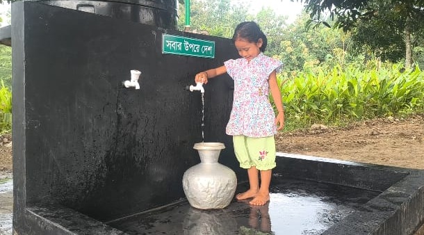 পানছড়ির দুর্গম পাড়ায় সেনাবাহিনীর উদ্যোগে স্কুল পুনর্নির্মাণ, ৪৫ পরিবার পেল সুপেয় পানি