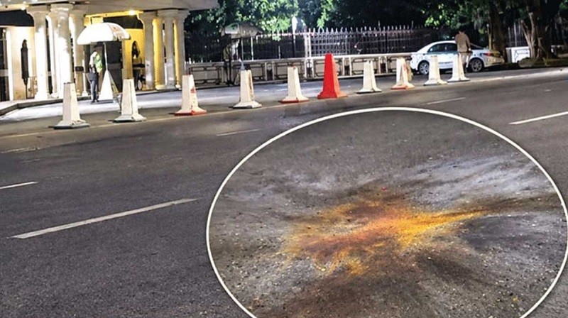 মধ্যরাতে প্রধানমন্ত্রীর কার্যালয়ের সামনে ককটেল বিস্ফোরণ
