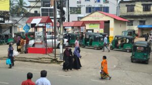 রাঙামাটিতে এলপিজির জন্য দীর্ঘ লাইন, ভোগান্তিতে চালকরা