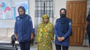৯ বছর পর হারানো মেয়েকে ফিরে পেলেন মা