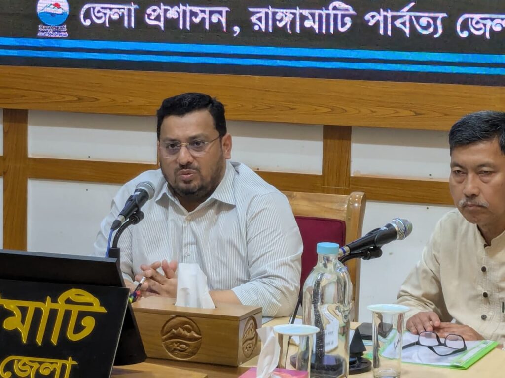 পাহাড়ের সমস্যাকে রাজনৈতিক ভাবে সমাধানে আলোচনা হচ্ছে: পার্বত্য প্রতিমন্ত্রী